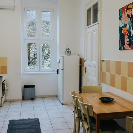 Napartman Pécs Zewnętrze zdjęcie