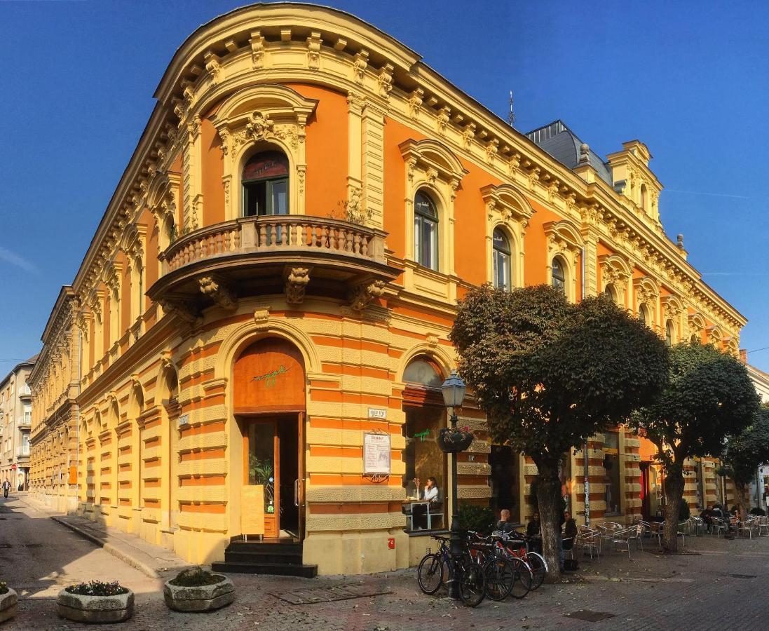 Napartman Pécs Zewnętrze zdjęcie